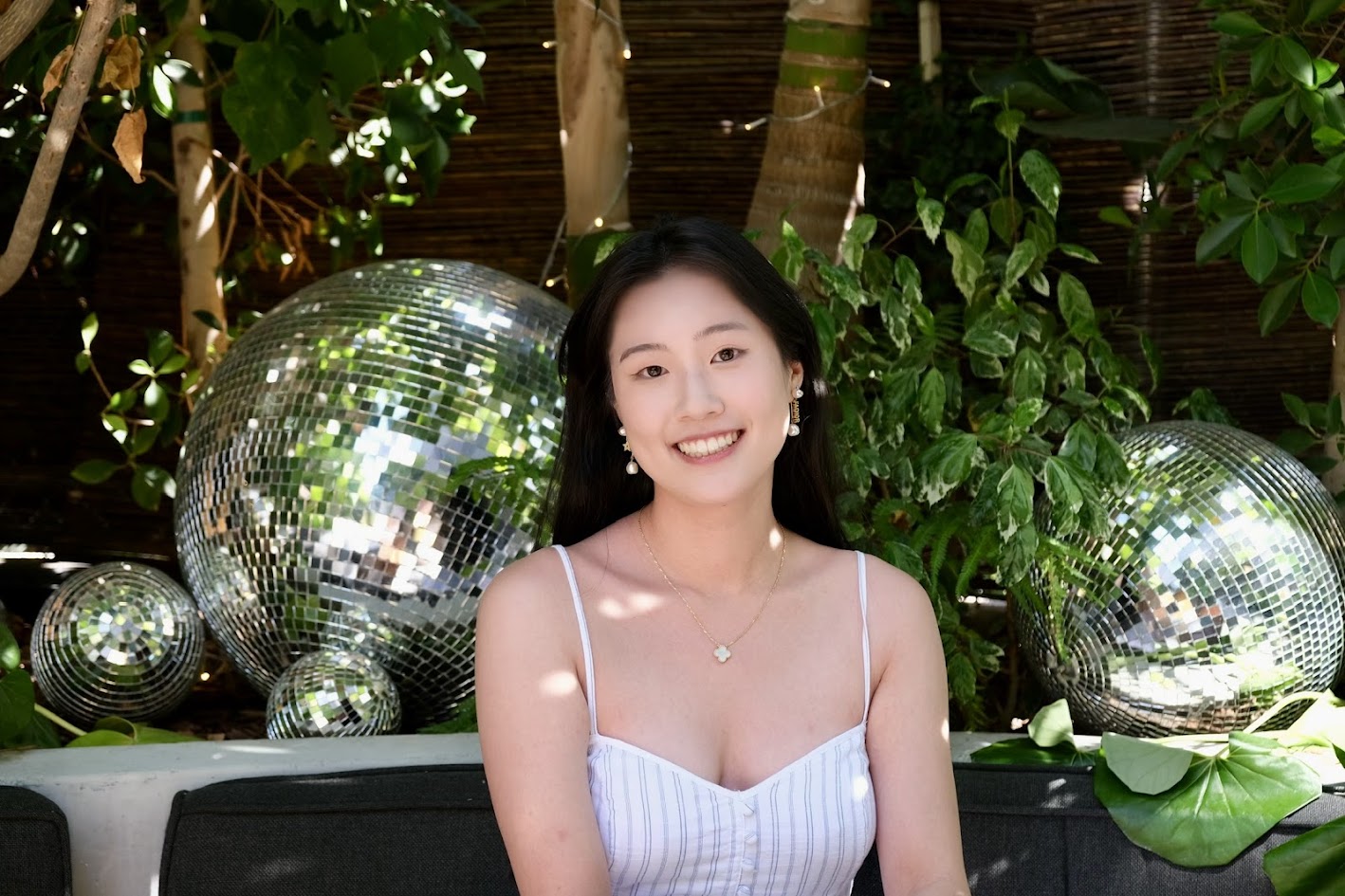 Leslie Huh Headshot
